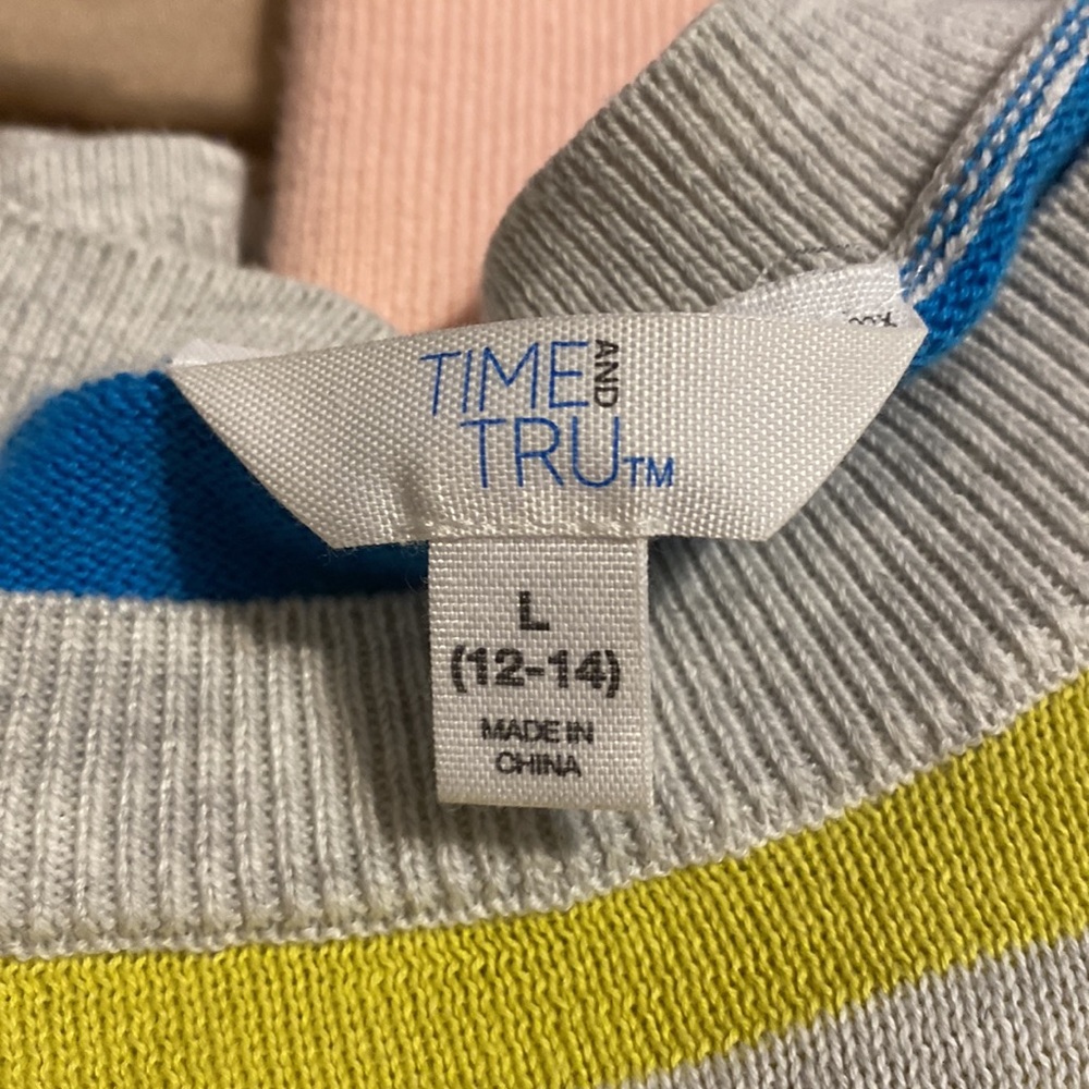 Time and Tru “Happy” Multicolored Sweater - Picture 6 of 6